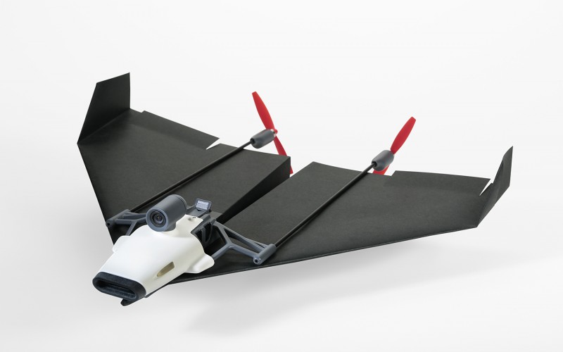 PowerUp FPV – хартиено самолетче, което стриймва видео от пилотската кабина
