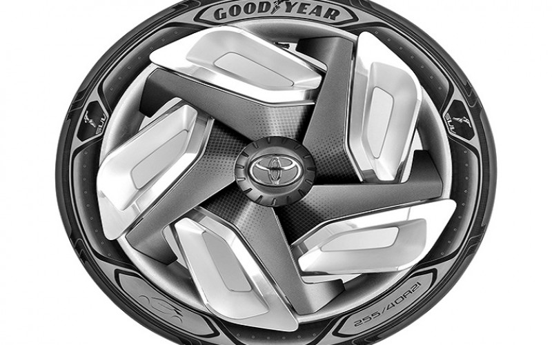 Нов дизайн на гумите Goodyear може да зарежда електромобил в движение