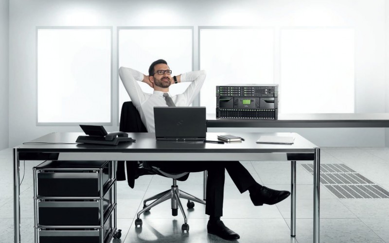 FUJITSU ETERNUS CS800: цялостна бекъп система
