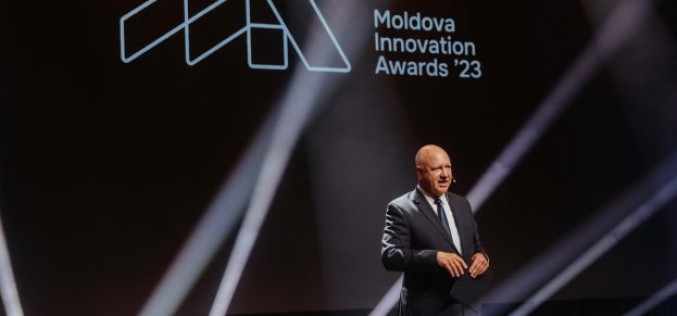 Наградиха победителите в конкурса Moldova Innovation Awards