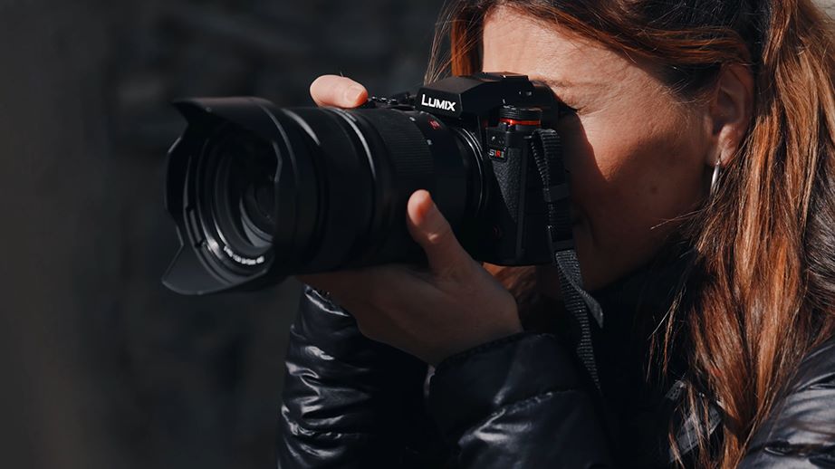Panasonic разширява серията LUMIX S с нови фотоапарати и мащабни софтуерни актуализации
