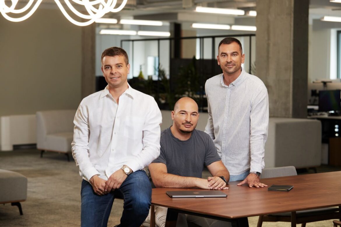 Payhawk трансформира управлението на разходите с четири  AI агента, създадени за бизнеса
