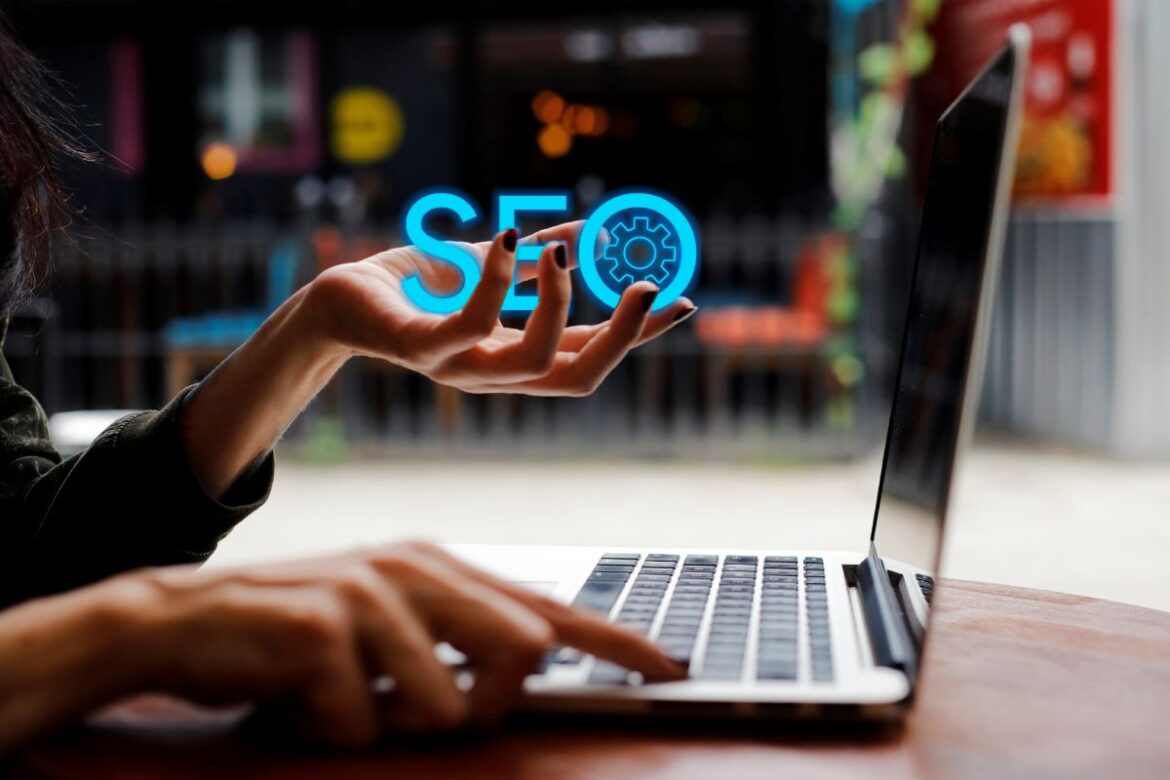 Над 300 SEO специалисти от целия свят идват в София за да обсъждат как изкуственият интелект променя онлайн търсенето