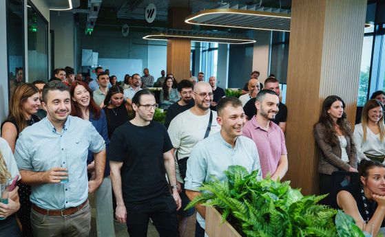 Софтуерната компания Waracle разширява присъствието си в България с нов офис и 40% ръст на екипа